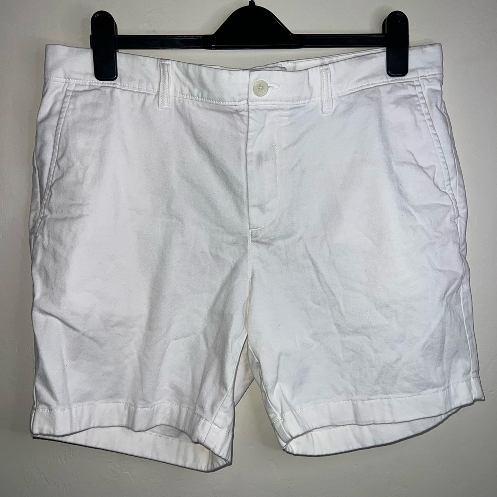 Roundtree & Yorke White Flat Front Men's Shorts 98%‎ cotton 38